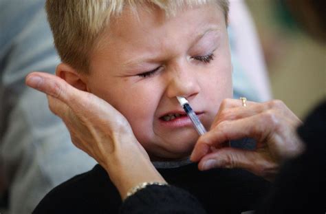 Nasal spray flu vaccine gets CDC approval - silive.com