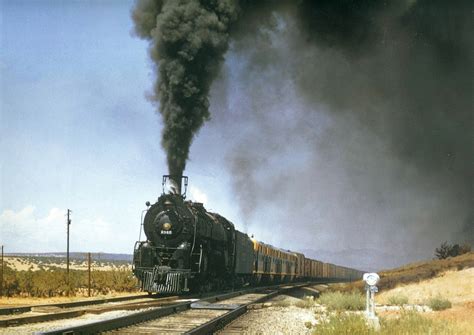 transpress nz: Santa Fe heritage steam locomotive