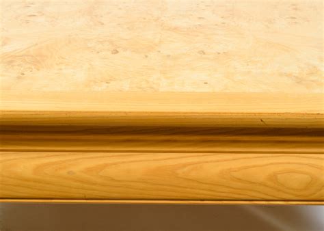 Henredon Asian Style Burl Wood Coffee Table | EBTH