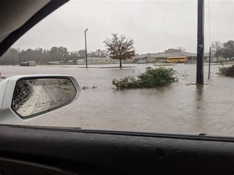 Extensive flooding in parts of Lumberton | WPDE