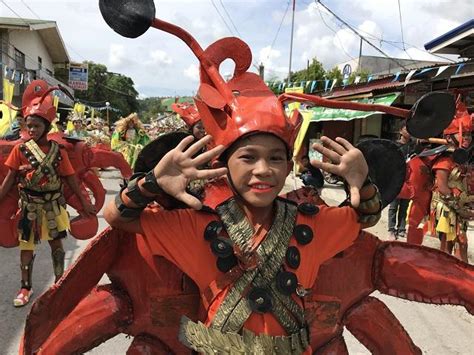 Calauag, Quezon celebrates Alimango Festival | Photos | GMA News Online