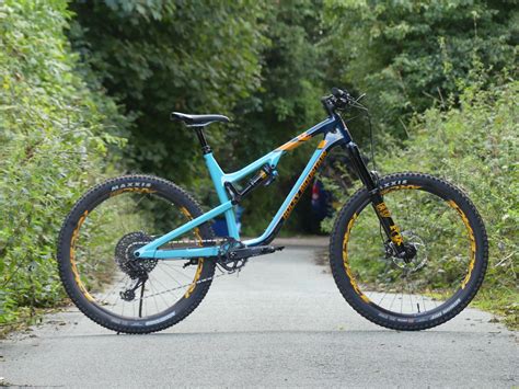 Rocky Mountain Bicycles Altitude Carbon 70 2019 | Mountain Bike Reviews ...