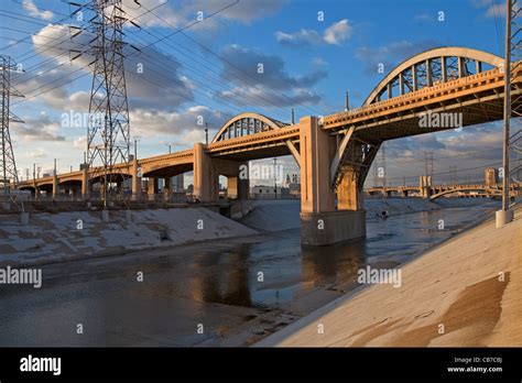 6th Street Bridge over the Los Angeles River, Downtown Los Angeles ...