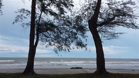 Beach in Kuantan | Kuantan, Air asia, Malaysia airlines