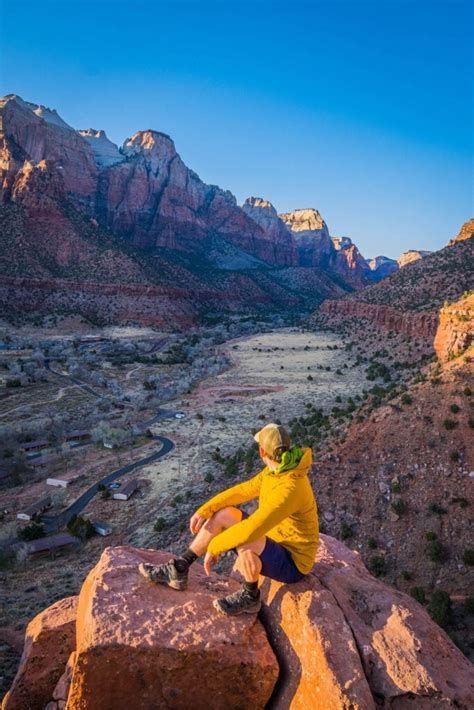 How To Hike Watchman Trail In Zion National Park