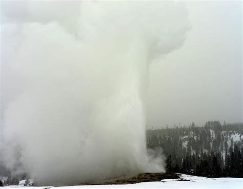 Old Faithful Geyser erupting Photograph by Paul Moore - Fine Art America