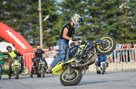 Stunt Rider on a Sport Bike ,on a Stunt Battle Editorial Photo - Image of moto, performance ...