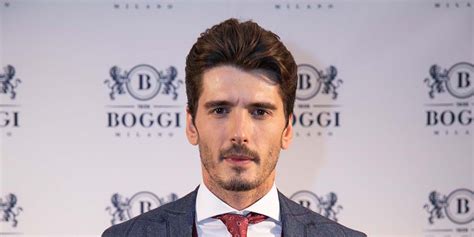 Who is Yon González on 'Cable Girls’? Net Worth, Wife – Wiki