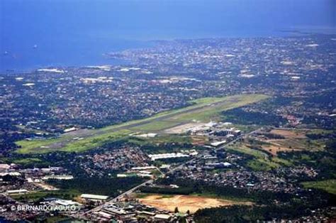 File:Davao International Airport Runway (aerial view), Davao City, Philippines.jpg - Philippines