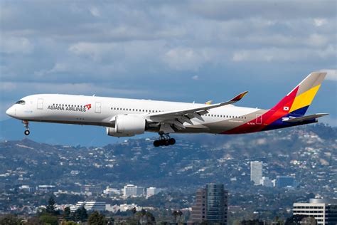 Asiana Airlines' Q2 Operating Profit Disappears After Foreign Currency Losses