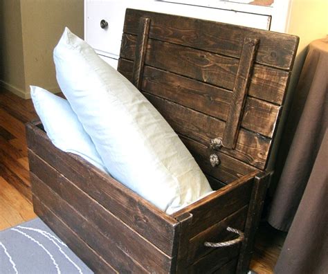 Make your own wood storage chest with The Project Lady! This chest features rope handles on the ...