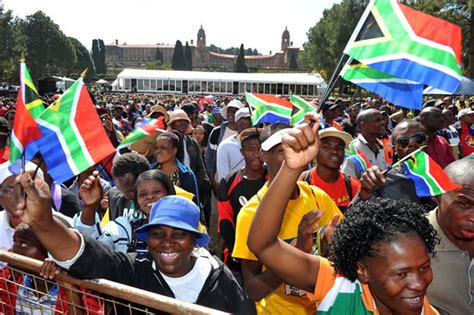 South Africans still committed to national unity despite growing dissatisfaction | UCT News