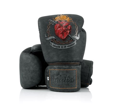 FAIRTEX - Heart of Warrior Boxing Gloves