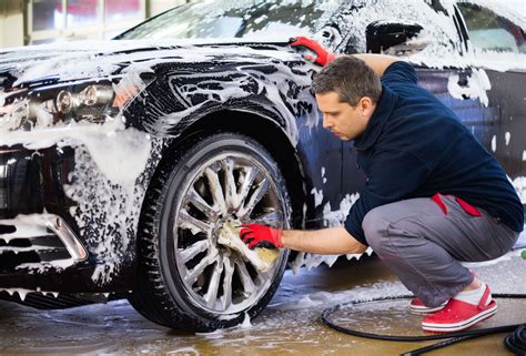 How to Choose a Quality Car Wash Service