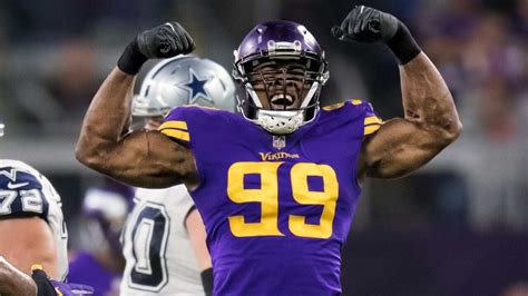 Danielle Hunter, the Greatest Vikings Defensive Lineman Ever