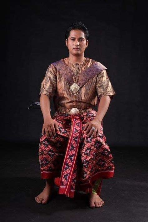 🇰🇭 Cambodia handsome man in traditional costume 🇰🇭 ️ Cambodia outfit ...