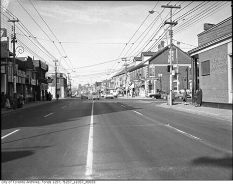 Weston Road looking north from south of Lawrence Avenue We… | Flickr