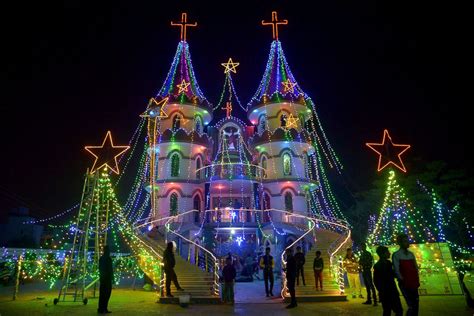 Christmas Lights Shining Around the World Photos - ABC News