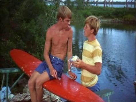 Flipper 1964 S03e10 Executive Bud - video Dailymotion