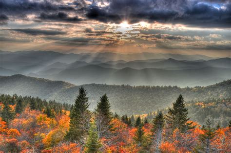 Smoky Mountain Travel Guide - Explore Bryson City, Cherokee, Fontana, Nantahala | Fontana lake ...