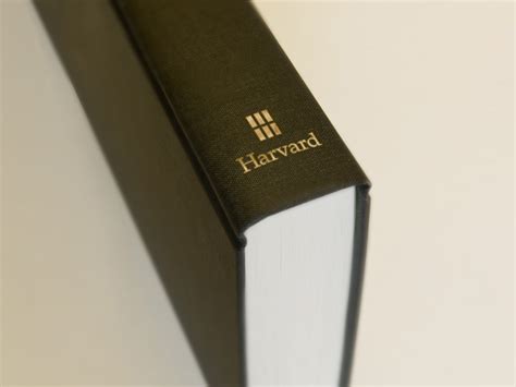 chermayeff & geismar: harvard university press logo