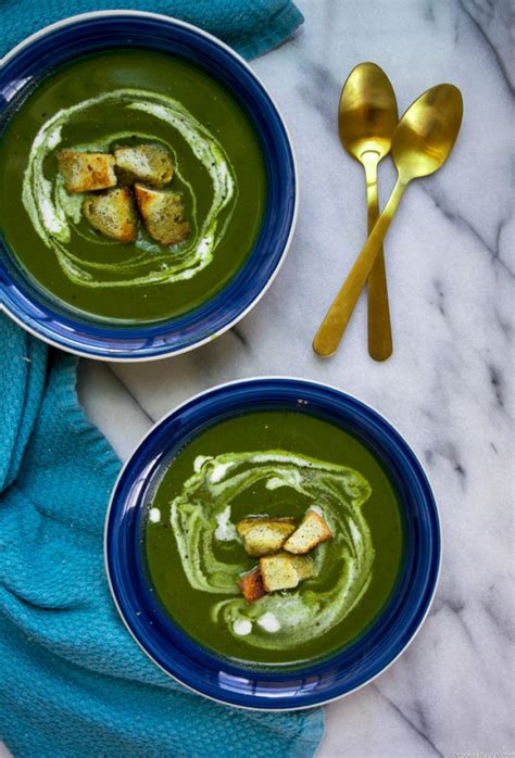 Spinach and swiss chard green soup · Cook Eat Laugh