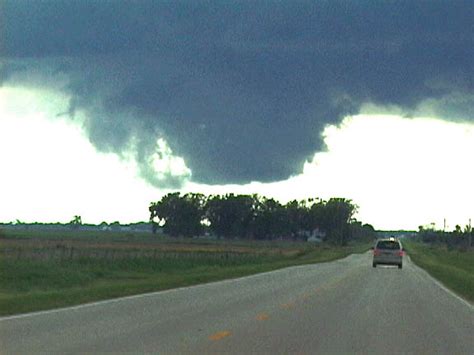 Hallam Tornado Damage Photos and Video May 22 2004 and Columbus Supercell