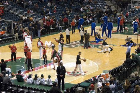 Milwaukee Bucks NBA Basketball Bradley Center Editorial Stock Photo ...