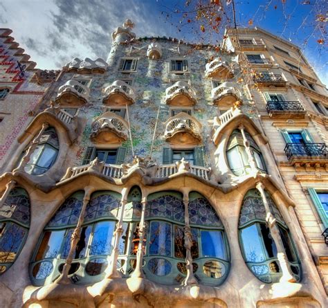 Conoce la fascinante historia de la Casa Batlló de Gaudí