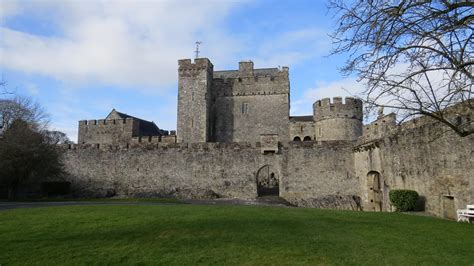 Cahir Castle (one of the most well preserved castles in Ireland) -Cahir, Ireland | Castles in ...