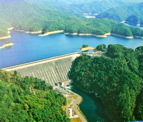 Fontana Lake Dam | Explore the Beauty of Fontana Lake