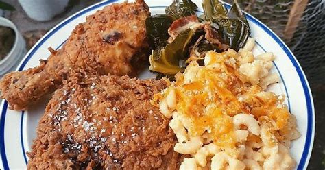 [Homemade] Fried Chicken, Mac & Cheese and Collard Greens with Bacon : food