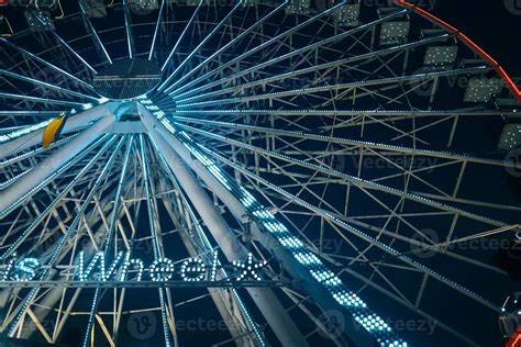 Colorful ferris wheel at night, close view 20171120 Stock Photo at Vecteezy