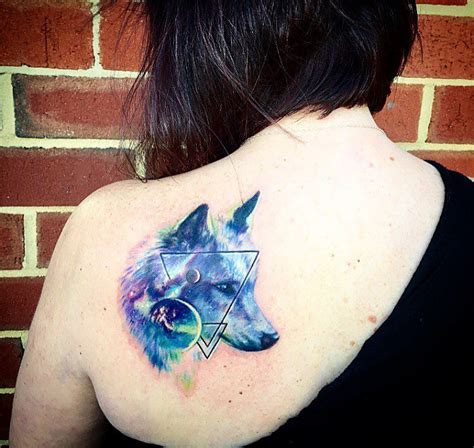 Galaxy Wolf tattoo 💕☄️🌟 | Circle tattoos, Body art tattoos, Henna tattoo designs