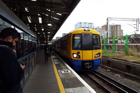 378_215-01 | London Overground class 378 'Capitalstar' elect… | Flickr