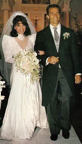 Arnold Schwarzenegger et Maria Shriver | Celebrity wedding dresses ...