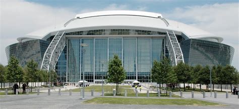 Where's Chuck: Dallas Cowboys Stadium Tour