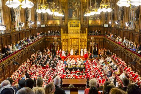 UK referendum plans a ‘recipe for confusion’, warn Lords – Euractiv