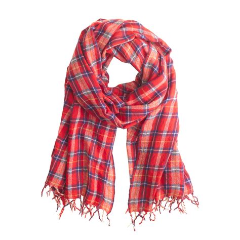 Classic plaid scarf | Plaid scarf, Fashion, Classic plaid