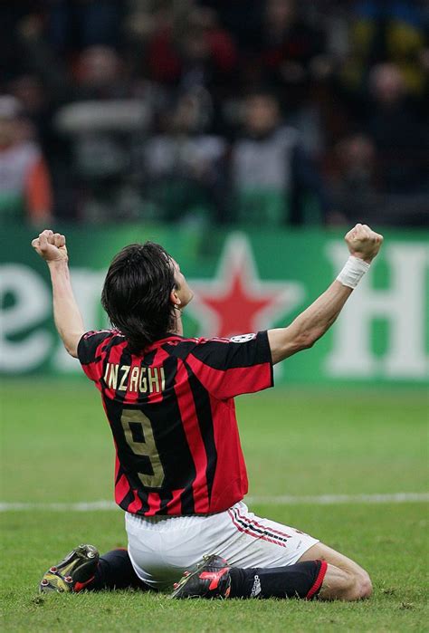 MILAN, ITALY - APRIL 04: Fiippo Inzaghi of AC Milan celebrates victory ...