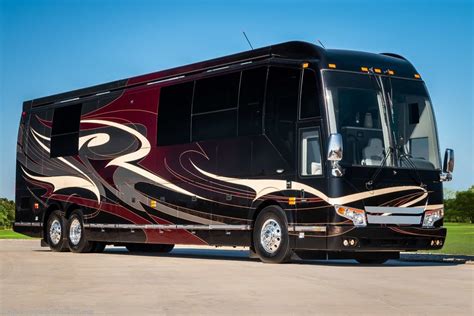 New 2020 Prevost H3-45™ Emperor Sauna Suite by Foretravel (45ESS) Bus Conversion #NFTP111075407 ...