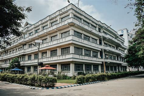 A Building in Integral University in India · Free Stock Photo