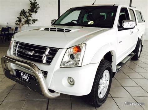 2010 Isuzu KB 300 D-TEQ D/Cab LX 4x4 White - Western Cape - Photo #2