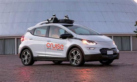 GM Cruise raises additional $1.15B for Self-Driving Robotaxis ...