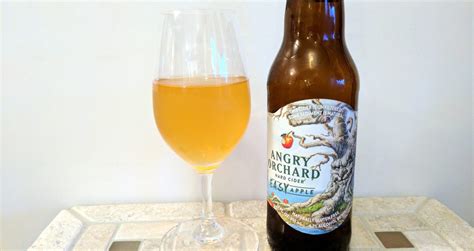 Review: Angry Orchard Hard Cider Easy Apple - Walden, NY - US