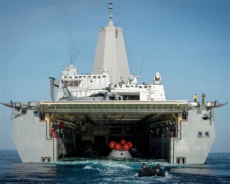 USS San Diego LPD-22 Pacific Ocean February 20, 2014 - 8" x 10" Photograph | Uss san diego ...