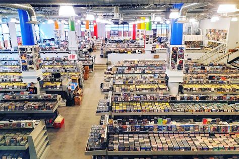 Amoeba Music reopens at new Hollywood location - Electronic Groove