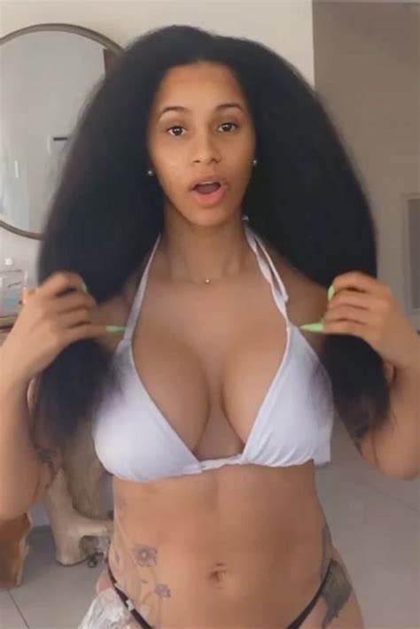 Cardi B shows off her natural hair and favorite DIY mask