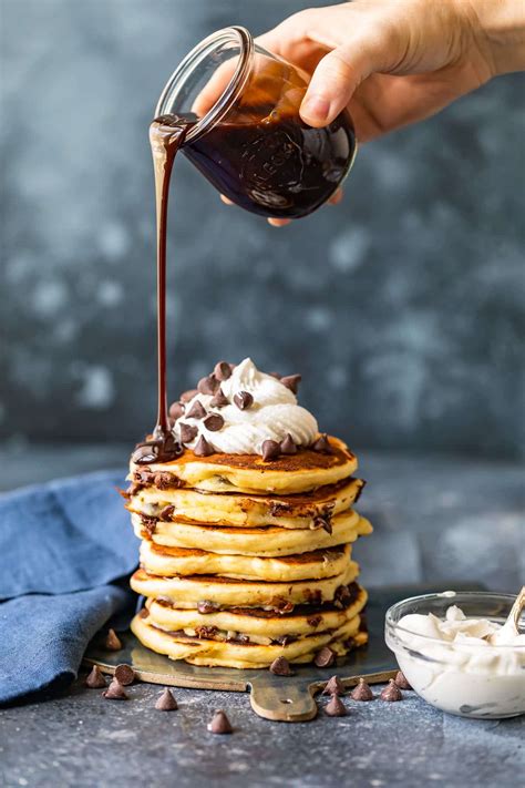 Easy Chocolate Syrup (Chocolate Sauce for Pancakes) - The Cookie Rookie®