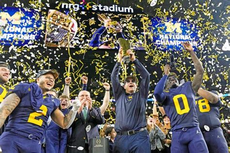 Michigan hammers Huskies to win national championship - The Tribune | The Tribune